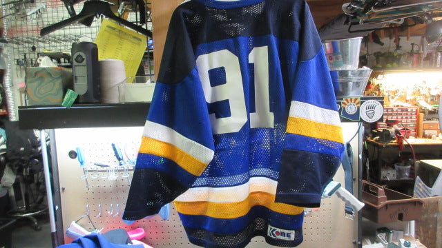 Load image into Gallery viewer, Used KOBE Bullys Hockey Jersey - Size XL
