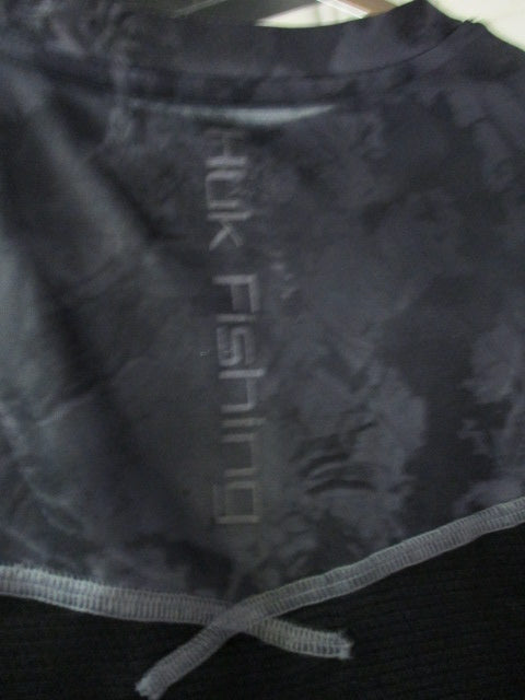 Load image into Gallery viewer, Used Huk Performance Fishing Shirt Size Youth Large
