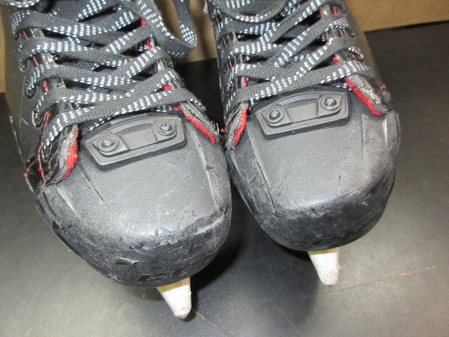 Load image into Gallery viewer, Used CCM Jetspeed FT485 Junior Hockey Skates - Size 7
