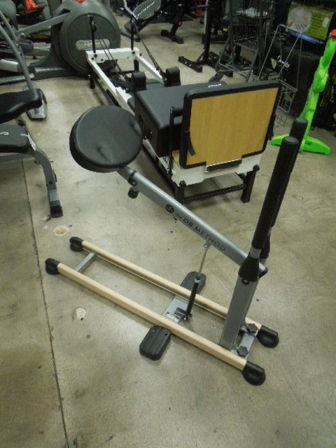 Load image into Gallery viewer, Used DB Method Assisted Squat Glute Toning Body Weight  Machine
