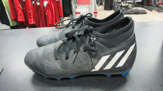 Used Adidas Predator Size 4.5 Soccer Cleats