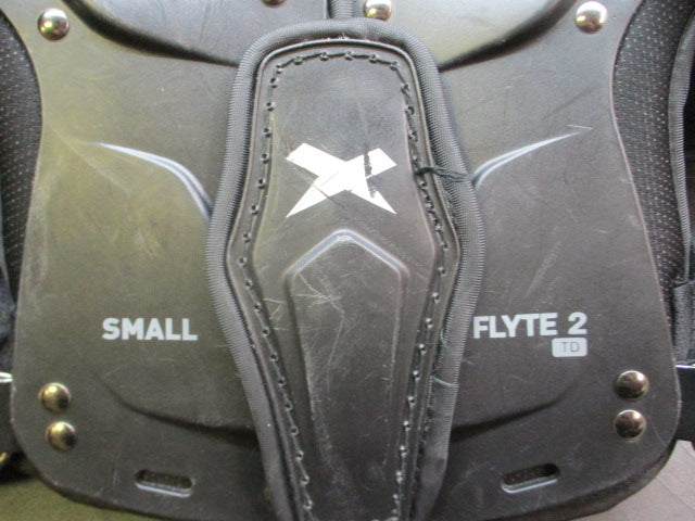 Load image into Gallery viewer, Used Xenith Flyte 2 TD Football Shoulder Pads - Size Small
