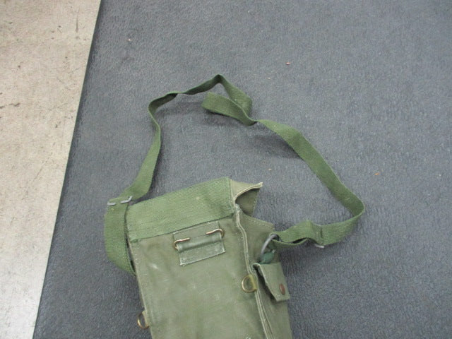 Load image into Gallery viewer, Used VTG Belgian Army Gas Mask Bag w/strap
