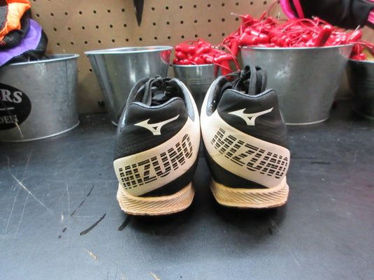 Used Mizuno Wave Lightrevo Molded Baseball Cleats - Size 7