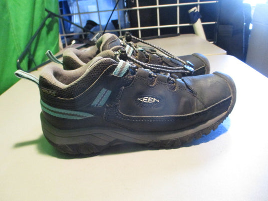 Used Keen Targhee Low Waterproof Size 1 Hiking Shoes