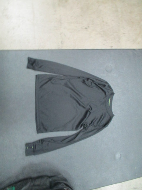 Used Chill Chasers Size Youth Large Long Sleeve Compression Shirt