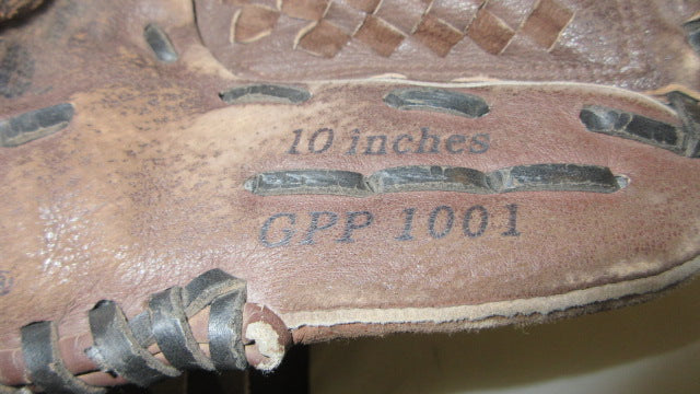Load image into Gallery viewer, Used Mizuno Power Close 10&quot; Glove - LHT - worn
