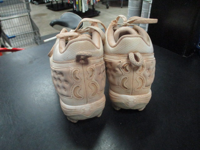Load image into Gallery viewer, Used Under Armour BH Out of Here Cleats in White Size 7.5

