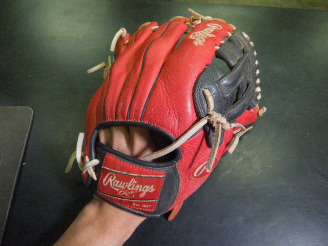 Load image into Gallery viewer, Used Rawlings Select Pro Lite SPL115RA 11.5" RHT Infield Glove
