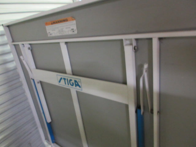 Load image into Gallery viewer, Used Stiga Outdoor Aluninum Ping Pong Table With Net (Net Behind Counter)
