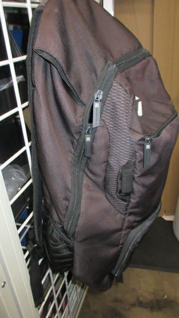Load image into Gallery viewer, Used Evoshield Standout Backpack
