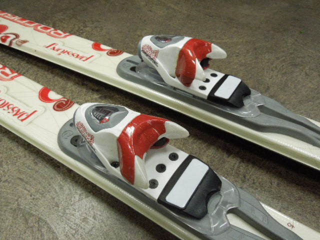 Load image into Gallery viewer, Used Rossignol Passion Ladies All Mnt. 154cm Snow Skis with Matching Bindings
