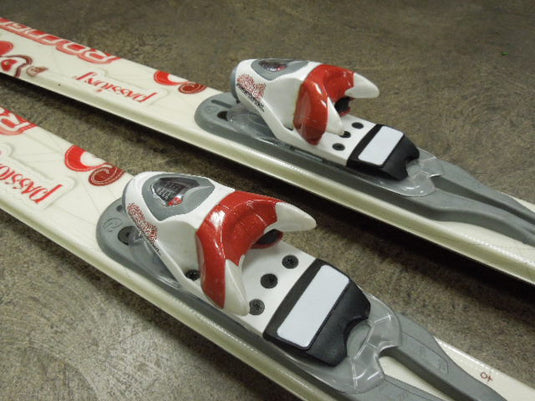 Used Rossignol Passion Ladies All Mnt. 154cm Snow Skis with Matching Bindings