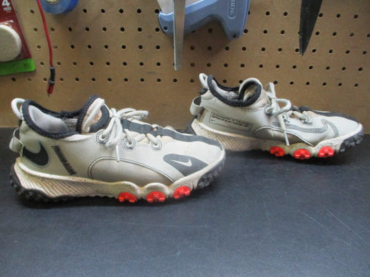 Used Nike Future Field Boys' Turf Shoes - Size Youth 2.5
