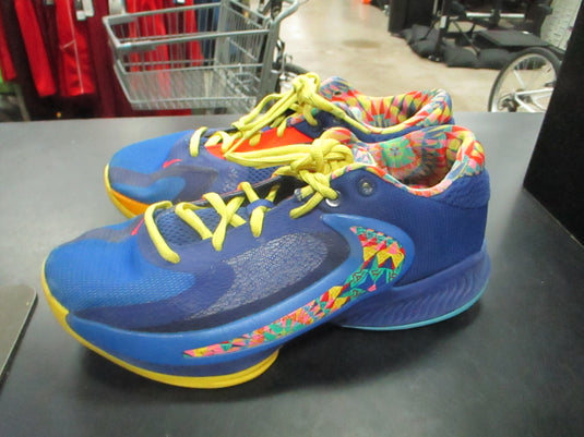 Used Nike Zoom freak SE Size Youth Sneakers