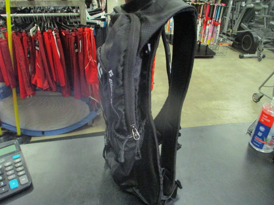 Used Black Diamond Magnum Lite 16L Trail Backpack