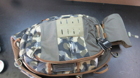 Used Umpqua Steamboat ZS Sling Bag