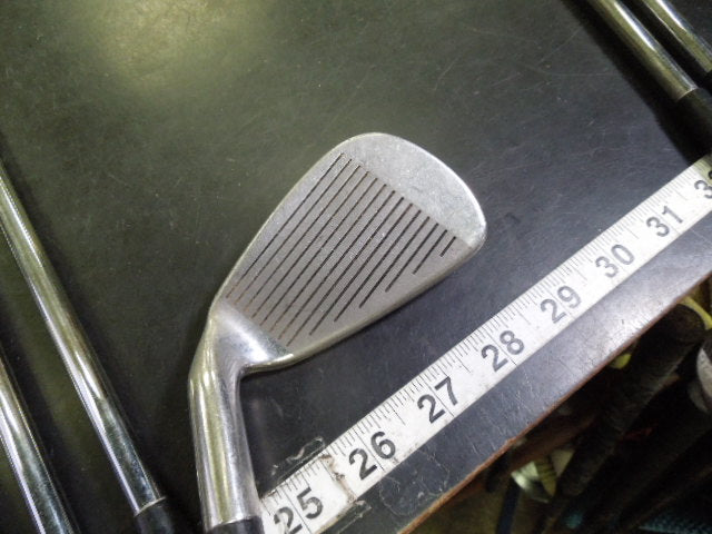 Load image into Gallery viewer, Used Zevo Comp Equipe Attack Zone Oversized Right Hand 11pc Golf Club Set
