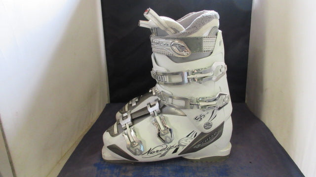 Load image into Gallery viewer, Used Nordica Cruise NFS 55 W Ski Boots Size 26.5
