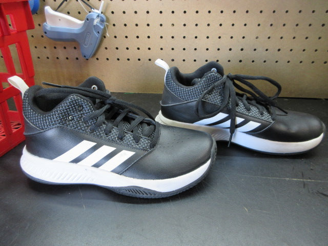 Load image into Gallery viewer, Used Adidas CF Ilation 2.0 Basketball Shoes - Size 6
