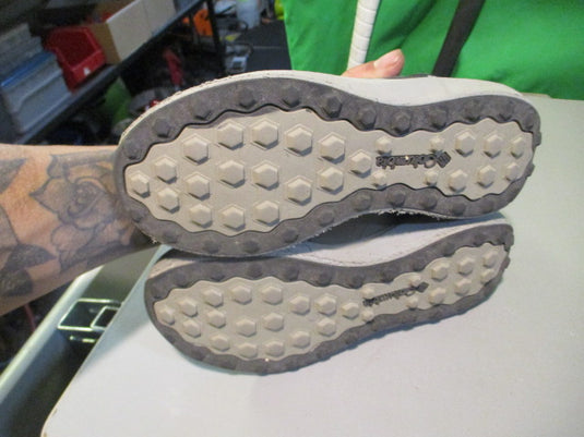 Used Columbia Size 3 Hiking Shoes