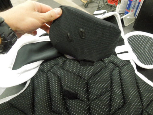 Like New EvoShield Pro-SRZ 2.0 Catchers Chest Protector with Cardio Guard