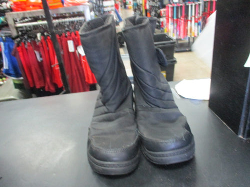 Used Rugged Exposure Size 6 Winter Boots (Has Wear In Toe)