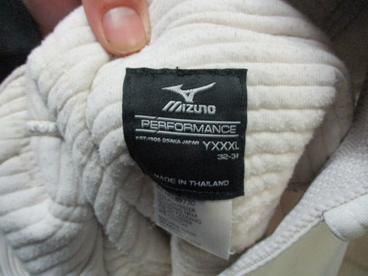 Used Mizunio Knickers Youth XXXL Baseball Pants