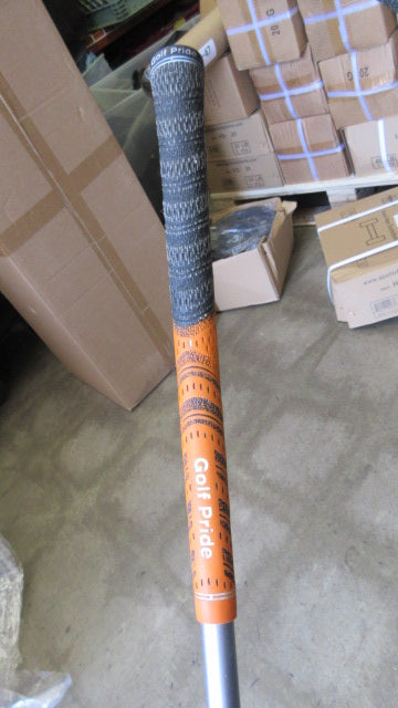 Load image into Gallery viewer, Used Callaway Big Bertha V Series 3 Wood w/ Head Cover - RH
