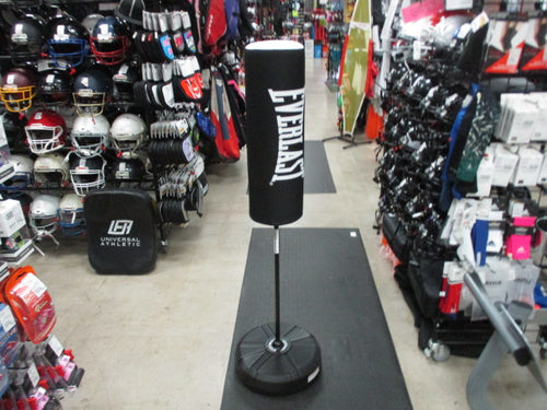 Used Everlast Core Free Standing Heavy Bag