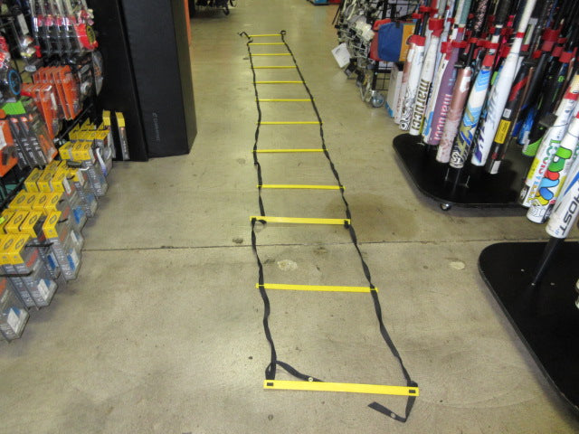 Load image into Gallery viewer, Used Huhu Agiltiy Ladder - 15ft
