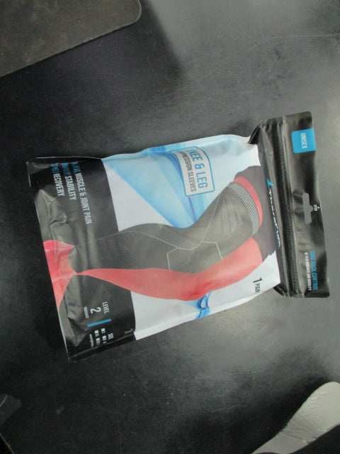Load image into Gallery viewer, Open Box TheraFlex Performance Compression Leg Sleeve Size 2XL
