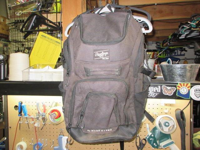 Load image into Gallery viewer, Used Rawlings Franchise 2 Players Baseball Backpack
