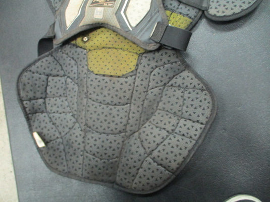 Used Rawlings CPV2N-B/GPH Velo 2.0 Adult Catches Chest Protector