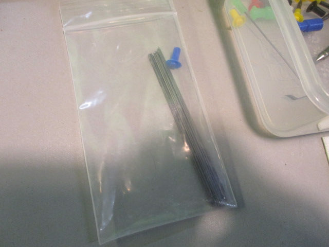 Load image into Gallery viewer, Used 36" Terminator Blowgun With darts (Darts Behind Counter)
