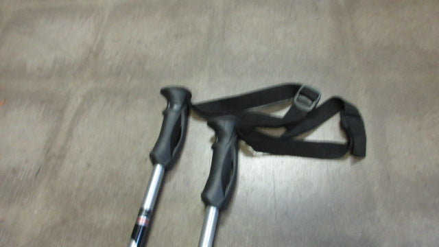 Load image into Gallery viewer, Used Kerma Nitro 51&quot; Ski Poles
