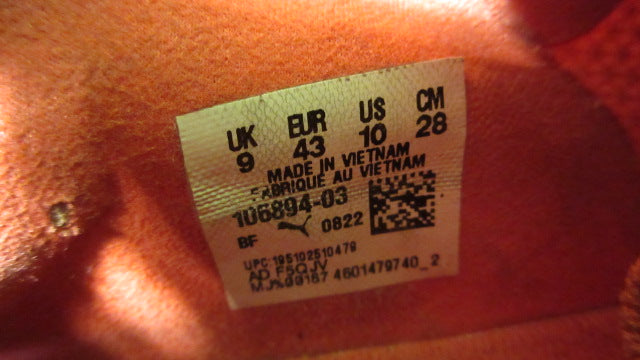 Load image into Gallery viewer, Used Puma Ultra Ultimate Court Indoor Soccer Shoes - Size 10
