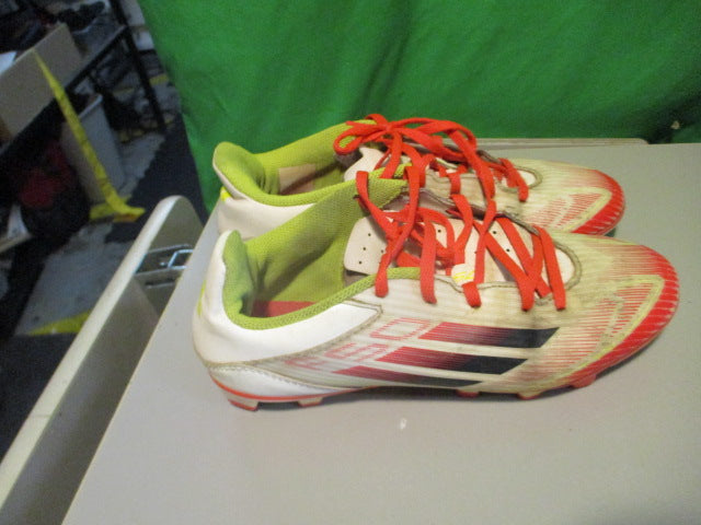 Load image into Gallery viewer, Used Adidas F50 Size 8 Soccer Cleats (Has Wear)
