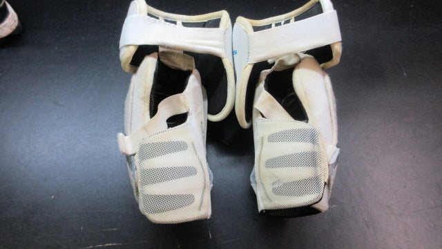 Load image into Gallery viewer, Used Bauer Nexus 600 Hockey Elbow Pads - Size Medium
