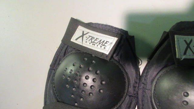 Load image into Gallery viewer, Used Youth X-Treme Limits Skate Elbow Pads
