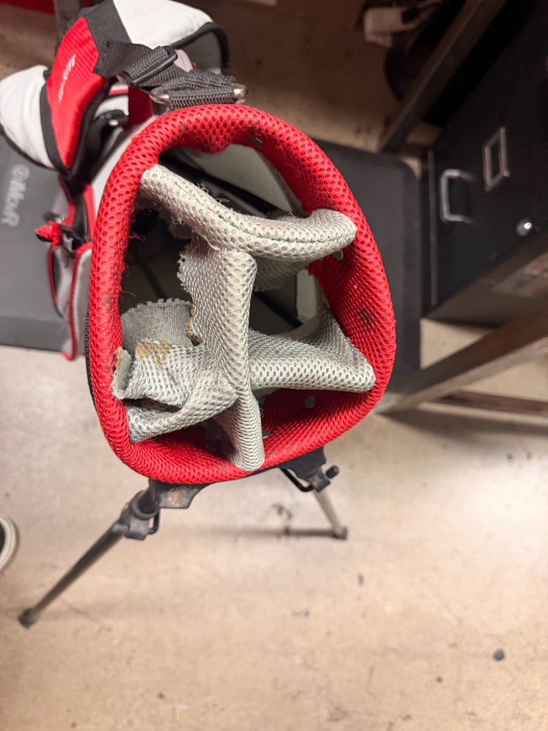 Load image into Gallery viewer, Used Top Flite Jr Golf Bag
