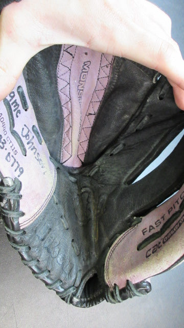 Load image into Gallery viewer, Used Wilson Cat 11.5&quot; Fastpitch Glove - RHT
