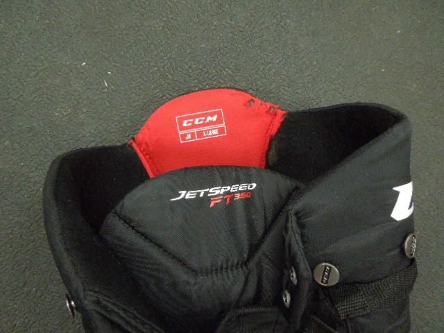 Load image into Gallery viewer, Used CCM Jetspeed FT350 Hocket Breezers Size Jr XLarge
