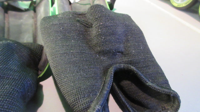 Load image into Gallery viewer, Used Adidas Kids Large Shin Guards
