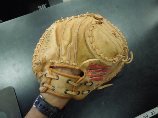 Used Vintage Rawlings RCM45 RHT Catchers Mitt Heavy Wear to Outer Stitching