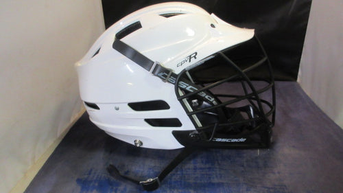 Used Cascade CPVR Lacrosse Helmet w/ Chin Strap Size Small/Medium