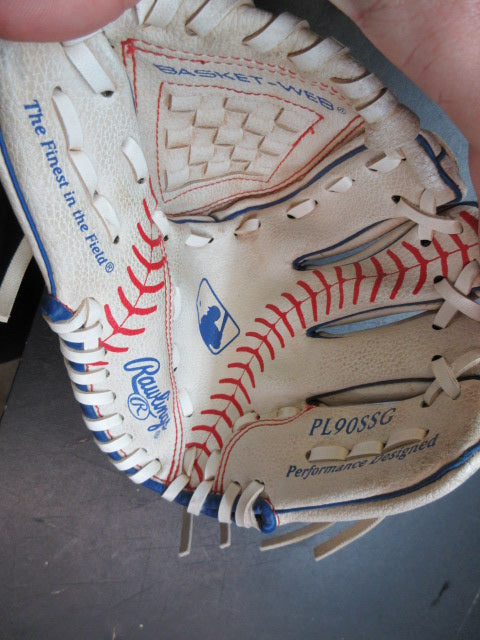 Load image into Gallery viewer, Used Rawlings 9" T-Ball Glove - RHT
