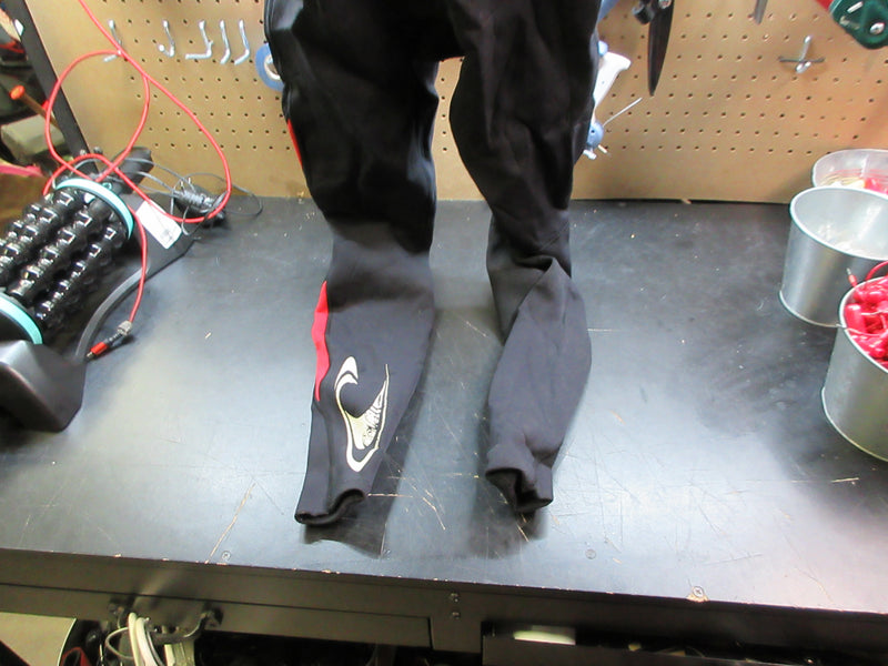 Load image into Gallery viewer, Used O'neill Full Wetsuit
