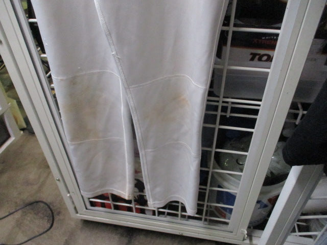 Load image into Gallery viewer, Used Marucci White Open Bottom Baseball Pants Size Youth Large
