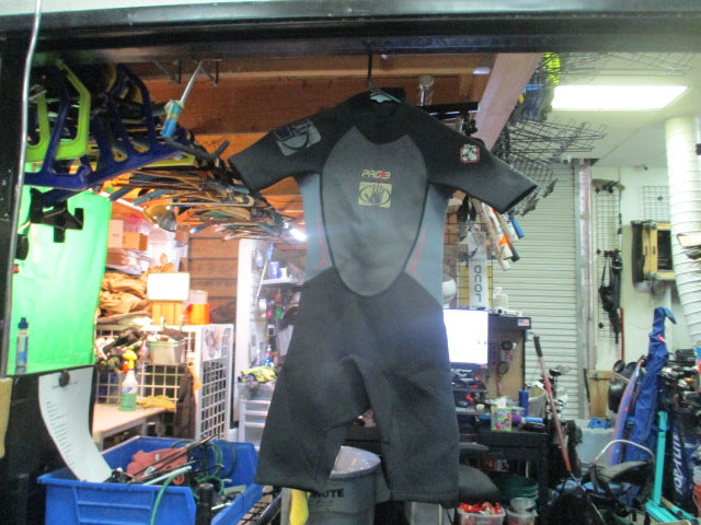 Load image into Gallery viewer, Used Body Glove 2/1MM Junior 8 Shorty Wetsuit

